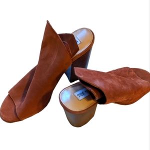 Steve Madden suede mules